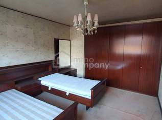 Großzügiges 4-Zi-Haus in Poysdorf mit Garten, 2 Garagen, 2 Bädern – 230.000 €, 230000 €, Immobilien-Häuser in 2170 Poysdorf