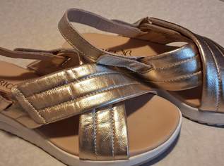 Sandalette mit abnehmbaren Fersenriemchen, 20 €, Kleidung & Schmuck-Damenkleidung in 1220 Donaustadt Sandalette mit abnehmbaren Fersenriemchen, 20 €, Kleidung & Schmuck-Damenkleidung in 1220 Donaustadt