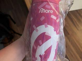 more Shaker rosa/pink 700 ml Trinkbecher Mixbecher Getränkeshaker, 15 €, Haus, Bau, Garten-Haushaltsgeräte in Deutschland