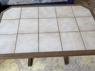 Klubtisch 50x70 hoch 55cm, 0 €, Haus, Bau, Garten-Möbel & Sanitär in 1150 Rudolfsheim-Fünfhaus