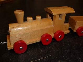 Holzspielzeug / Zug