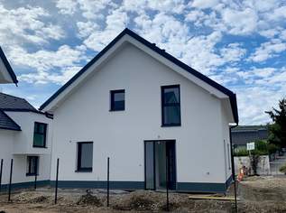 Ziegelmassivhaus mit Eigengarten I Outdoor-Küche I 2 Stellplätze, 790000 €, Immobilien-Häuser in 2531 Katastralgemeinde Gaaden Ziegelmassivhaus mit Eigengarten I Outdoor-Küche I 2 Stellplätze, 790000 €, Immobilien-Häuser in 2531 Katastralgemeinde Gaaden