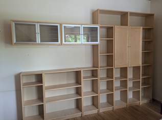 Bücherregalwand IKEA Billy mit Türen, 169 €, Haus, Bau, Garten-Möbel & Sanitär in 3131 Gemeinde Inzersdorf-Getzersdorf