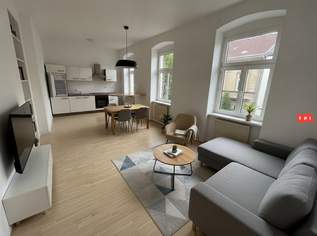 Komfortable Altbau Wohnung im Zentrum, 177000 €, Immobilien-Wohnungen in Oberösterreich Komfortable Altbau Wohnung im Zentrum, 177000 €, Immobilien-Wohnungen in Oberösterreich