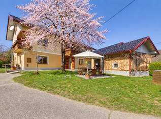 Landwirtschaft Kärnten kaufen – 11 ha GUTSHOF in Ferlach, Bauernhaus, Stallungen mit Wald + Wiesen, 1490000 €, Immobilien-Häuser in 9170 Ferlach