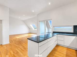 Stilvolle Stadtwohnung mit Loft-Flair und Blick auf dem Schlossberg, 460000 €, Immobilien-Wohnungen in 8010 