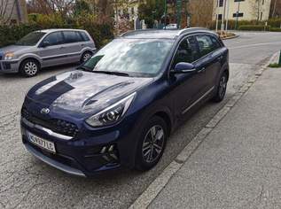 KIA NIRO PHEV / Silber / 1,6 GDI GPF/DC (plug in hybrid Benziner), 17000 €, Auto & Fahrrad-Autos in 2340 Gemeinde Mödling