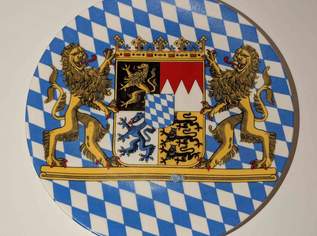  Wandteller - Bayernwappen Seltmann Weiden, mit Bayernhymne, 19 €, Marktplatz-Antiquitäten, Sammlerobjekte & Kunst in 4675 Weibern