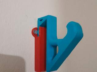 Weltneuheit Helm-Halterung für Tische und Wand