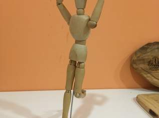 Maneqin Figur aus Holz, 2 €, Haus, Bau, Garten-Geschirr & Deko in 1170 Hernals Maneqin Figur aus Holz, 2 €, Haus, Bau, Garten-Geschirr & Deko in 1170 Hernals