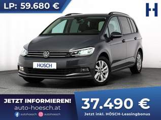 Touran 1.5 TSI Comfort. Aut. 7-SITZE AHK ACC PANO R-KAM++, 38490 €, Auto & Fahrrad-Autos in 4061 Pasching