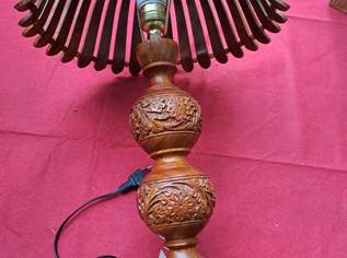 EINE WUNDERSCHÖNE TISCHLAMPE !! EINE WUNDERSCHÖNE TISCHLAMPE !!