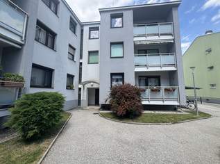 Großzügige Eigentumswohnung mit Loggia - auch zur Vermietung geeignet!, 135900 €, Immobilien-Wohnungen in 2630 Gemeinde Ternitz Großzügige Eigentumswohnung mit Loggia - auch zur Vermietung geeignet!, 135900 €, Immobilien-Wohnungen in 2630 Gemeinde Ternitz