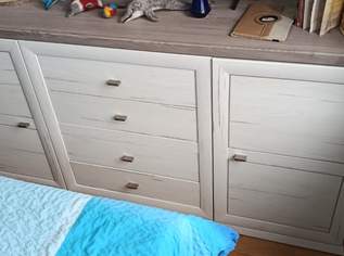 Schlafzimmer komplett, 800 €, Haus, Bau, Garten-Möbel & Sanitär in 4822 Bad Goisern am Hallstättersee Schlafzimmer komplett, 800 €, Haus, Bau, Garten-Möbel & Sanitär in 4822 Bad Goisern am Hallstättersee