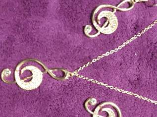 JEDE NOTE IST ES WERT !!, 6 €, Kleidung & Schmuck-Accessoires, Uhren, Schmuck in 1200 Brigittenau JEDE NOTE IST ES WERT !!, 6 €, Kleidung & Schmuck-Accessoires, Uhren, Schmuck in 1200 Brigittenau