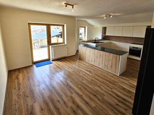 Hochwertige Mietwohnung mit zwei Terrassen, 1600 €, Immobilien-Wohnungen in 9811 Lendorf