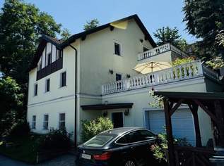 Bisamberg ! Großes stilvolles Familienhaus am Fuße des Bisambergs mit traumhafter Aussicht !, 1270000 €, Immobilien-Häuser in 2102 Bisamberg