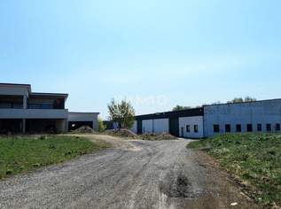 Attraktiver Betriebsstandort: Halle, Büro-/Wohngebäude und großes Grundstück mit Entwicklungspotential, 2650000 €, Immobilien-Gewerbeobjekte in 2474 Gattendorf