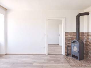 Sanierte 4 Zimmer Wohnung im Haus mit einem großen Garten, 585.4 €, Immobilien-Wohnungen in 2275 Bernhardsthal