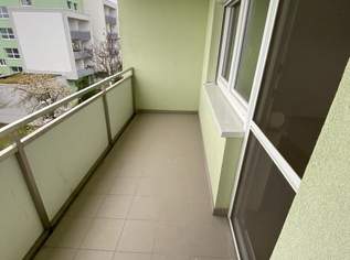 Heizkosten inkludiert - Kleine 1-Zimmer Wohnung mit Loggia, 407.78 €, Immobilien-Wohnungen in 2410 Gemeinde Hainburg an der Donau