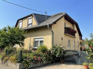 Ehemaliger Heuriger in den Sooßer Weingärten mit 2 Wohneinheiten und riesigem wundervollem Garten, 1090000 €, Immobilien-Häuser in 2504 Sooß