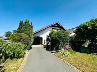 Sonniges und großzügiges Einfamilienhaus in toller Lage, 395000 €, Immobilien-Häuser in 8403 Lebring