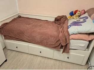 IKEA HEMNES Bett um €198,00 zu verkaufen, 198 €, Haus, Bau, Garten-Möbel & Sanitär in 1120 Meidling