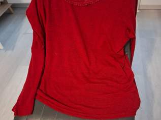 Jacken und T-shirt   5EuroStk, 5 €, Kleidung & Schmuck-Damenkleidung in 1210 Floridsdorf