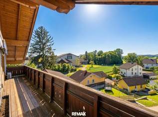 Zentral gelegenes Wohnhaus auf zwei Etagen mit Potenzial - in Neumarkt am Wallersee, 679500 €, Immobilien-Häuser in 5202 Neumarkt am Wallersee Zentral gelegenes Wohnhaus auf zwei Etagen mit Potenzial - in Neumarkt am Wallersee, 679500 €, Immobilien-Häuser in 5202 Neumarkt am Wallersee