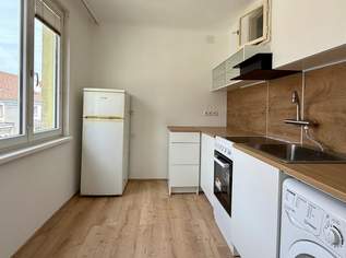 Praktische 1-Zimmer Wohnung im 4. Liftstock, 698 €, Immobilien-Wohnungen in 1120 Meidling