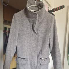Winterjacke , 20 €, Kleidung & Schmuck-Damenkleidung in 2351 Gemeinde Wiener Neudorf Winterjacke , 20 €, Kleidung & Schmuck-Damenkleidung in 2351 Gemeinde Wiener Neudorf