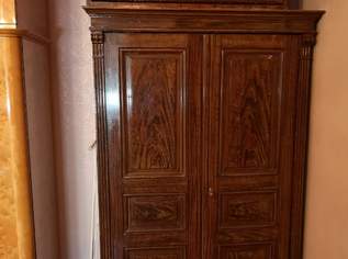 Kleiderkasten Vollholz, 0 €, Haus, Bau, Garten-Möbel & Sanitär in 1120 Meidling Kleiderkasten Vollholz, 0 €, Haus, Bau, Garten-Möbel & Sanitär in 1120 Meidling