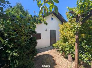 Traditionelles Kellerstöckl mit angeschlossenem Gewölbe-Weinkeller und gepflegtem Obergeschoss, 57000 €, Immobilien-Häuser in 2130 Kettlasbrunn Traditionelles Kellerstöckl mit angeschlossenem Gewölbe-Weinkeller und gepflegtem Obergeschoss, 57000 €, Immobilien-Häuser in 2130 Kettlasbrunn