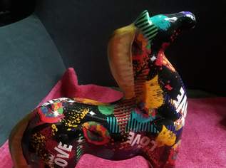 HERRLICHE FIGUREN MIT GRAFFITI KUNST !!