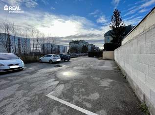 Provisionsfreier KFZ-Stellplatz in St. Pölten, 67.49 €, Immobilien-Kleinobjekte & WGs in 3100 Stattersdorf