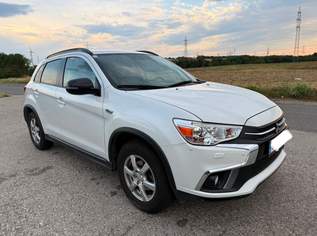 Mitsubishi ASX Blackline 1.6 MIVEC | Erstbesitz | Garagenfahrzeug | Pickerl neu | 8-fach bereift, 13490 €, Auto & Fahrrad-Autos in 1100 Favoriten
