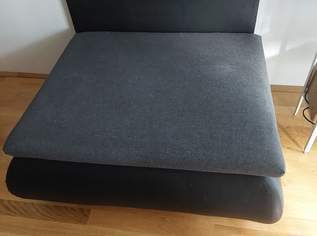 Kleines Sofa mit Bettkasten, 50 €, Haus, Bau, Garten-Möbel & Sanitär in 1230 Liesing