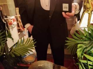 JETZT IST SMOKINGZEIT !!, 12 €, Kleidung & Schmuck-Herrenkleidung in 1200 Brigittenau JETZT IST SMOKINGZEIT !!, 12 €, Kleidung & Schmuck-Herrenkleidung in 1200 Brigittenau