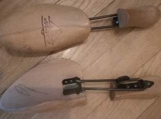 Holz Schuhspanner (Gr. 38-39), 10 €, Kleidung & Schmuck-Damenkleidung in 1170 Hernals