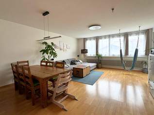 Familienparadies trifft Home-Office: 4-Zimmer mit großzügiger Loggia, 325000 €, Immobilien-Wohnungen in 9020 