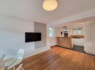 Gepflegte Eck-Eigentumswohnung mit Südbalkon im 1.Stock mit Lift und eigenem Tiefgaragenparkplatz, 186000 €, Immobilien-Wohnungen in 8101 Forstviertel
