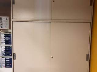 Büromöbel , 70 €, Haus, Bau, Garten-Möbel & Sanitär in 6600 Gemeinde Musau