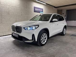 iX1 eDrive 20, 33980 €, Auto & Fahrrad-Autos in 6460 Stadt Imst