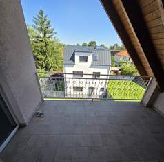 2 Etagen Wohnung/ 140 m2 2 Etagen Wohnung/ 140 m2