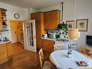 Charmante 3-Zimmer-Wohnung mit Wohnrecht in Bad Vöslau zu verkaufen!, 350000 €, Immobilien-Wohnungen in 2540 Bad Vöslau Charmante 3-Zimmer-Wohnung mit Wohnrecht in Bad Vöslau zu verkaufen!, 350000 €, Immobilien-Wohnungen in 2540 Bad Vöslau