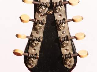 Antike Mandoline, 139 €, Marktplatz-Musik & Musikinstrumente in 1200 Brigittenau Antike Mandoline, 139 €, Marktplatz-Musik & Musikinstrumente in 1200 Brigittenau