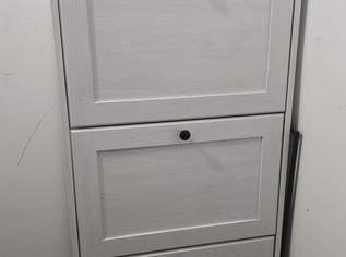 Schuhschrank, 80 €, Haus, Bau, Garten-Möbel & Sanitär in 1100 Favoriten