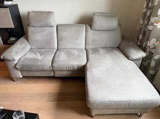 Dreier Sofa elektrisch verstellbar , 500 €, Haus, Bau, Garten-Möbel & Sanitär in 1100 Favoriten Dreier Sofa elektrisch verstellbar , 500 €, Haus, Bau, Garten-Möbel & Sanitär in 1100 Favoriten