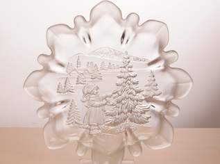 Weihnachts Glasschale 34,5cm, 39 €, Haus, Bau, Garten-Geschirr & Deko in 1200 Brigittenau Weihnachts Glasschale 34,5cm, 39 €, Haus, Bau, Garten-Geschirr & Deko in 1200 Brigittenau