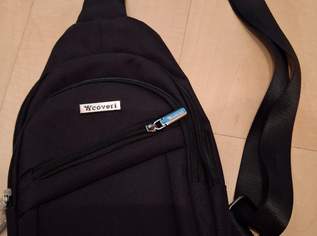 Umhängetasche von YY Coveri, 22 €, Kleidung & Schmuck-Taschen & Koffer in 2351 Gemeinde Wiener Neudorf